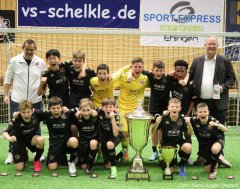 So sehen Sieger aus: FSV Mainz 05 bei der Siegerehrung