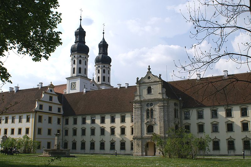 Frontansicht Kloster Obermarchtal